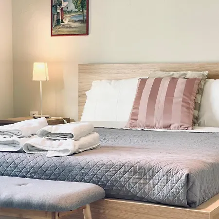 Kappa & Lamda Appartamento